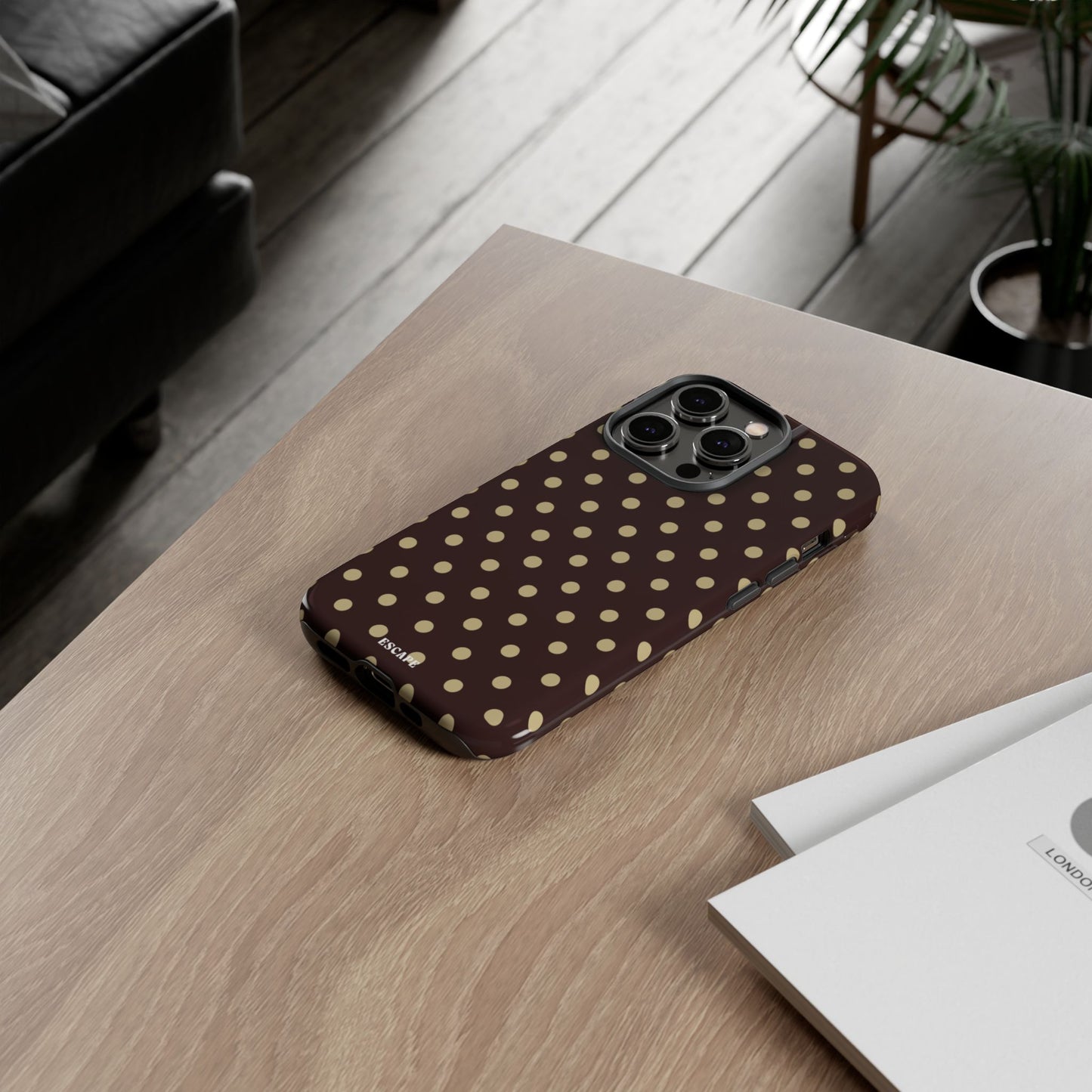 Lunares brown iPhone