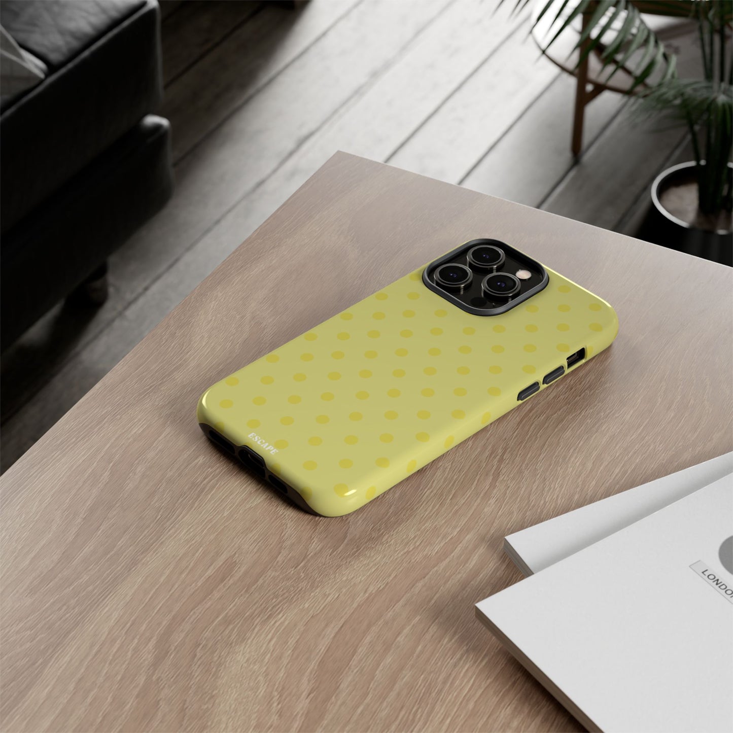 Lunares yellow iPhone