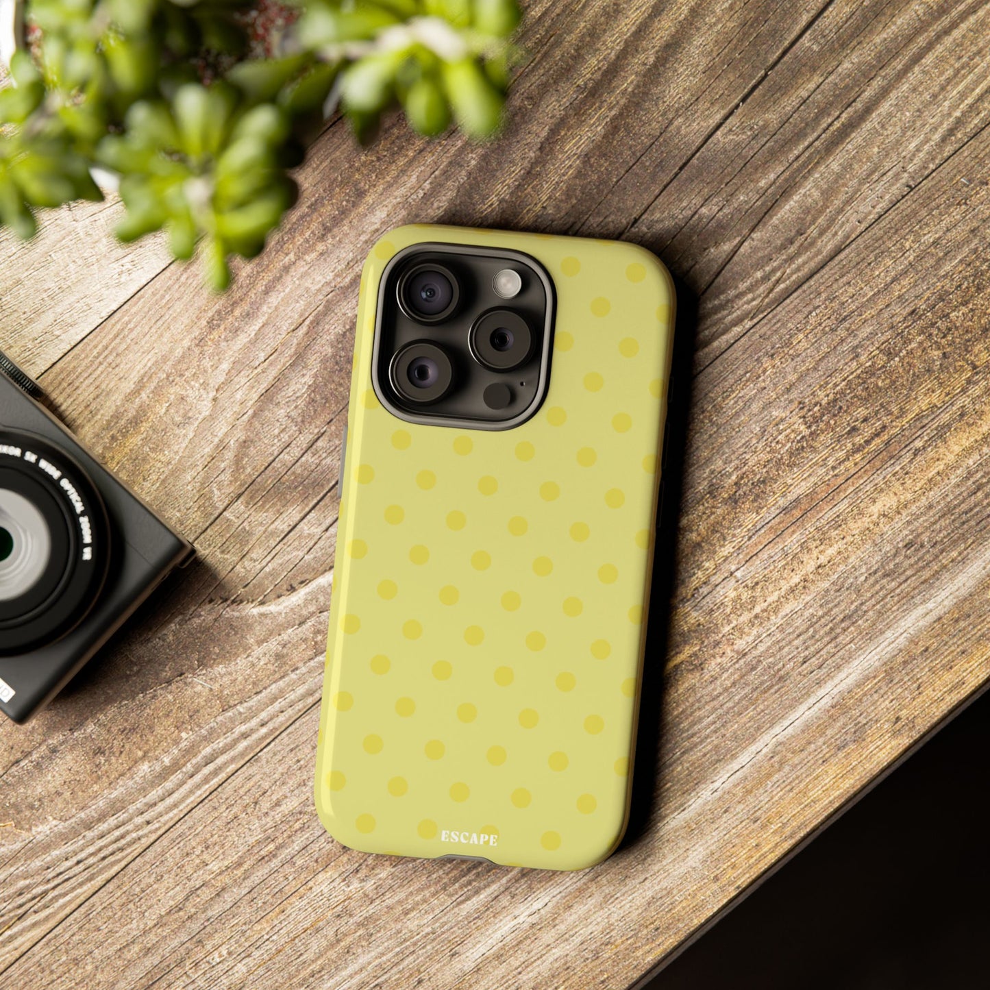 Lunares yellow iPhone